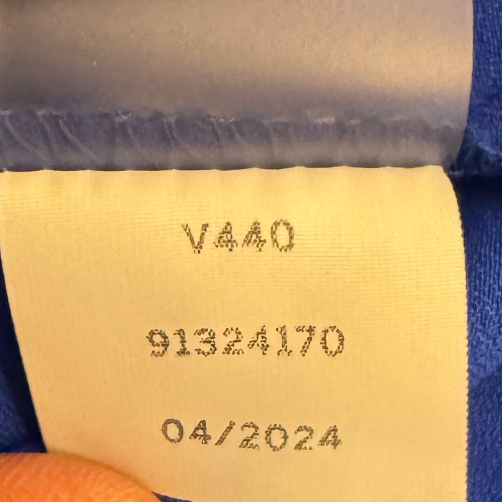 Vince Camuto Sapphire Blue Top S - Picture 7 of 7